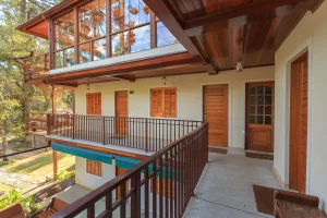 deck railing Edmonton